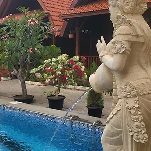 https://uliwood-villa-jimbaran.hotelsseminyak.net